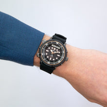 Load image into Gallery viewer, Seiko Prospex SNJ028P &#39;Arnie&#39; Hybrid Diver