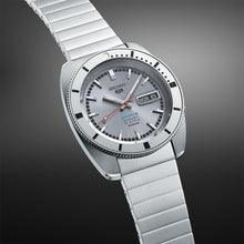 Load image into Gallery viewer, Seiko 5 Sport SRPL03K Heritage 1968 Limited Edition